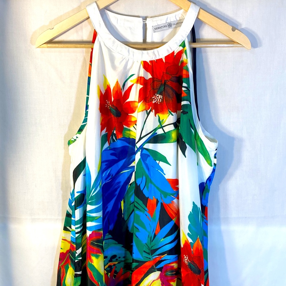 Signature Collection- Never worn.Sleeves Floral Maxi Dress. Size Large ( 12-14 )